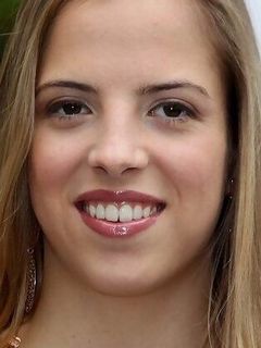 Каролина Костнер