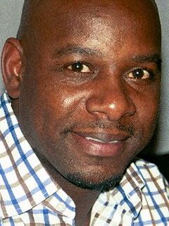 Майкл Томас