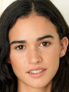 Emma Pasarow