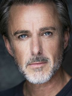 Эндрю Лейнг