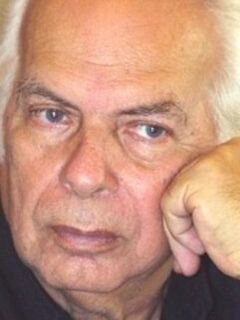 Никос Кундурос