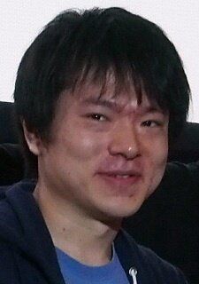 Акира Амэмия