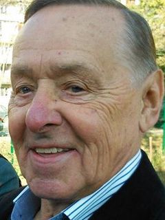 Владимир Савельев