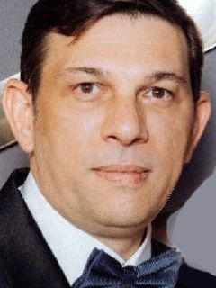 Роман Атанесян