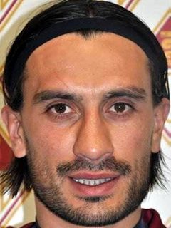 Хакан Якин