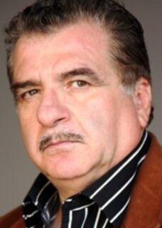 Тиндаро Века
