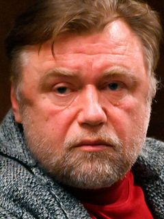 Валентин Клементьев