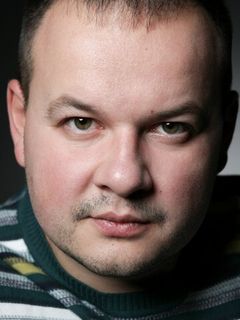 Влад Дунаев