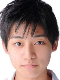 Такума Хираока