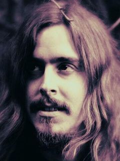 Микаэль Окерфельдт