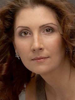 Елена Михалкова