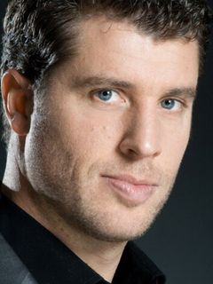 Эммануэль Россфельдер