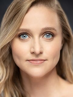 Дженна Хилл