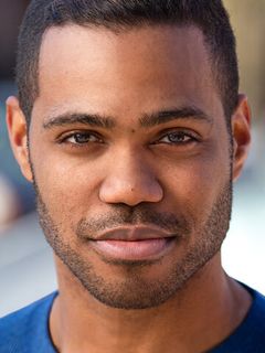 Дэниэл Айсон