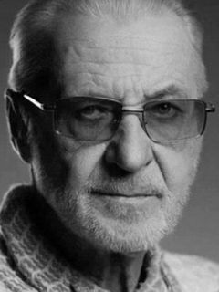 Александр Зотов