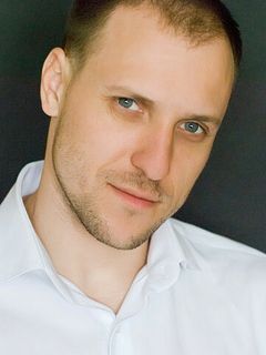 Артем Позняк