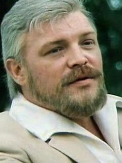 Владимир Акимов