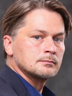 Александр Петров