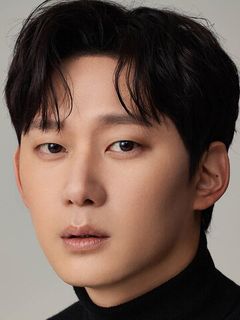 Квон Су-хён