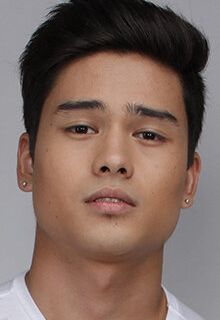 Марко Гумабао