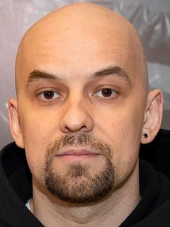 Стас Иванов