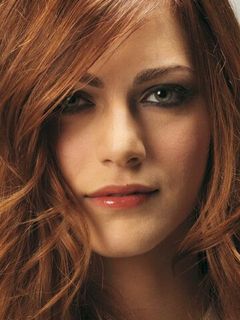 Мириам Леоне