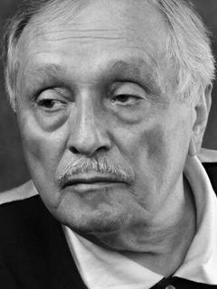 Игорь Болгарин