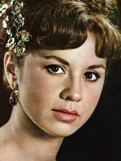 Лионелла Пырьева