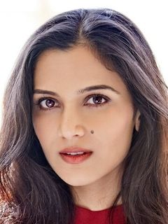 Зэния Старр