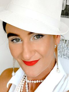 Елена Лисовская