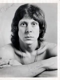 Марк Стивенс