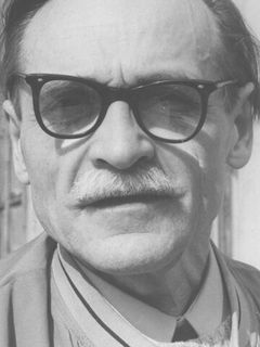 Александр Васильев