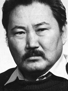 Барас Халзанов