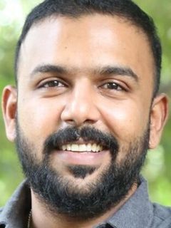 Тхарун Бхаскер Дхаассьям