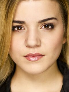 Бриттани Рэймонд