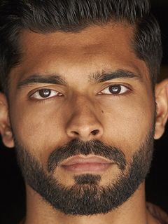 Анмол Кареер