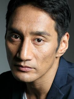 Аюми Танида