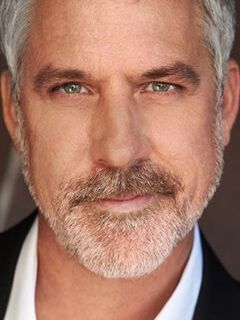 Перри Томас