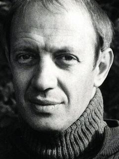 Илья Авербах