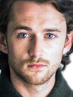 Дэниэл Трэйс