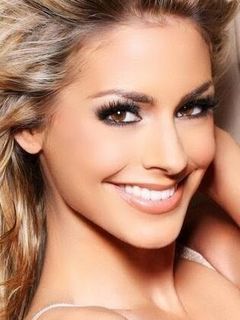 Натали Ден Деккер