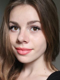 Рэйвен Казенс