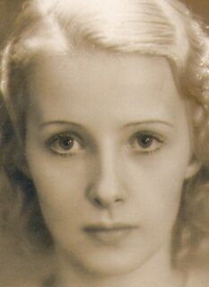 Мадлен Озерэ