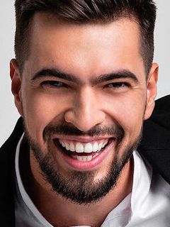 Вячеслав Макаров