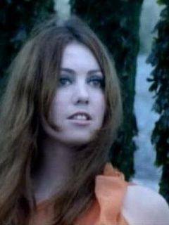 Кэролайн Картье