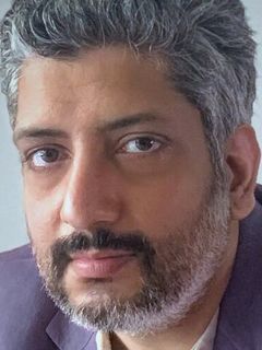 Сумит Пурохит