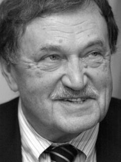 Василий Аксенов