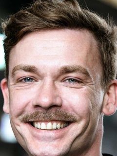 Доминик Блиферт