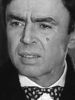 Милош Кандич