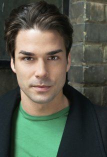 Камерон Скура